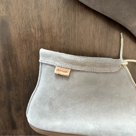 Sanuk Grey Moccasins size 9 - Picture 9 of 9